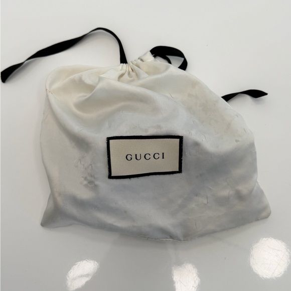 Gucci Black Belt with Gold GG Buckle - Picture 6 of 6